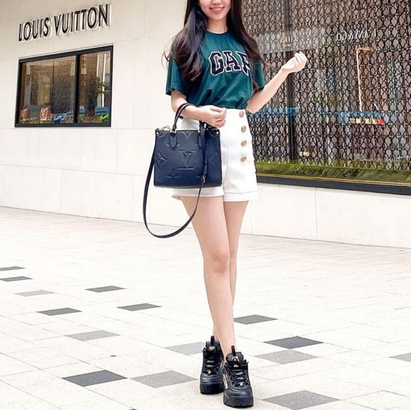 MSRP $3,500 BRAND NEW! LOUIS VUITTON LV Empreinte ONTHEGO PM BLACK - Picture 5 of 17